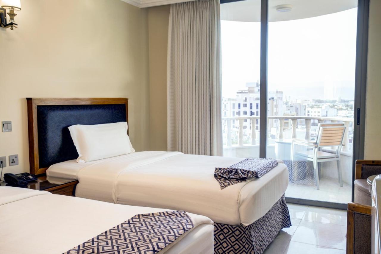 Dweik Hotel Luxury 3 อคาบา ภายนอก รูปภาพ